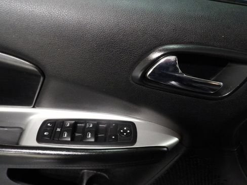 Used 2016 Dodge Journey SXT image 6