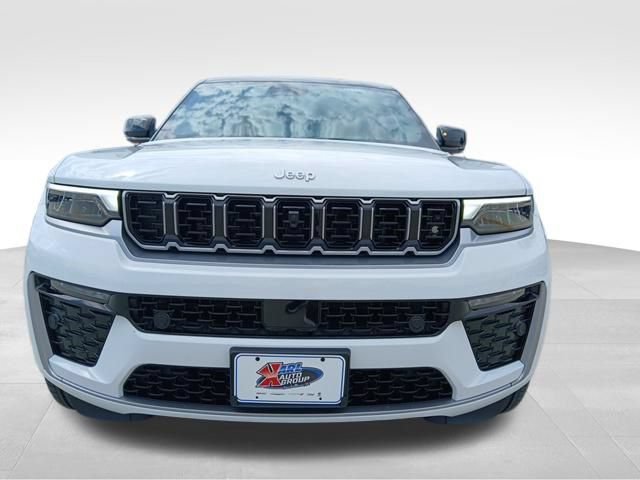 New 2027 Jeep Grand Cherokee Summit w/ Adv Protech Group IV AWD/4WD image 8