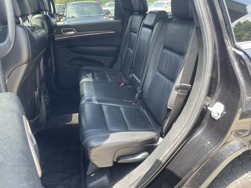 Used 2016 Jeep Grand Cherokee Limited AWD/4WD image 23