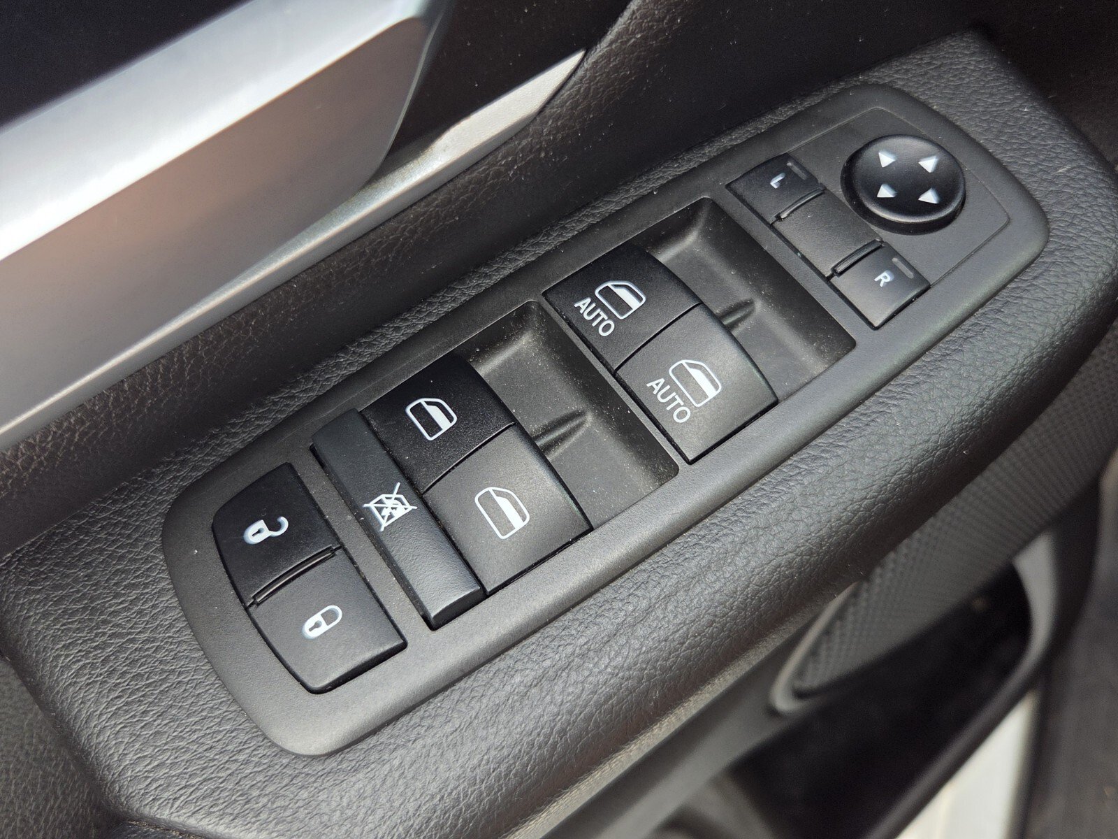 Used 2021 RAM 1500 Big Horn RWD image 29