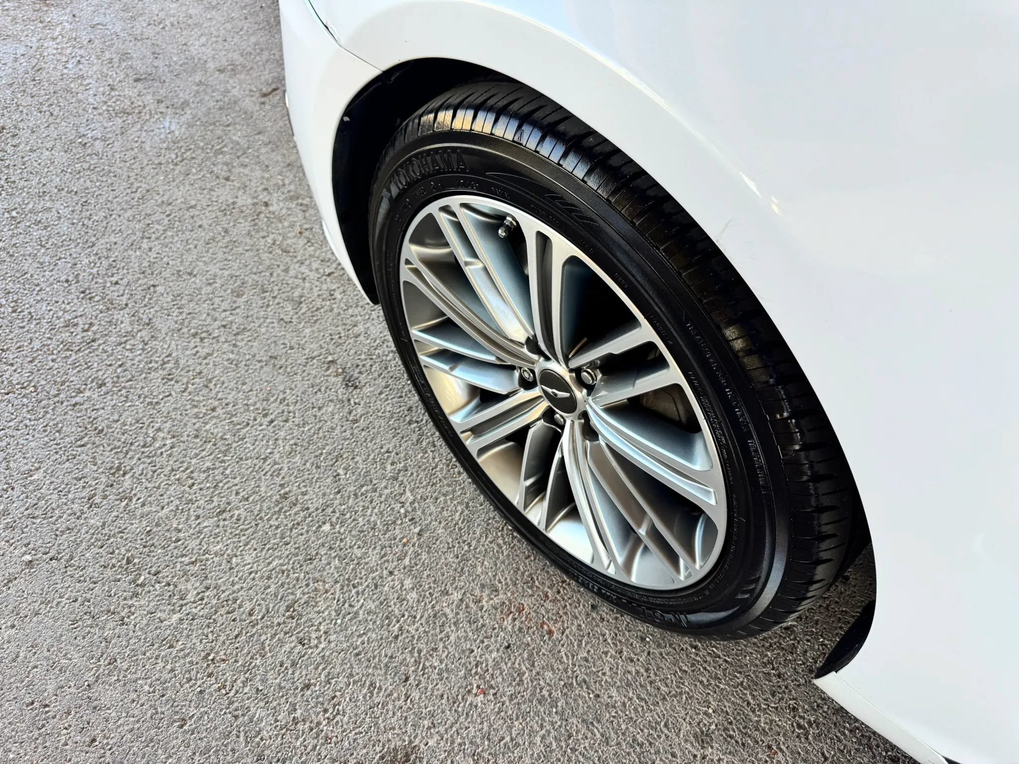 Used 2018 Genesis G80 3.8 w/ Option Group 02 RWD image 33