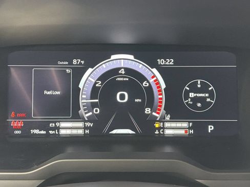 Used 2026 Toyota Tundra Limited AWD/4WD image 28