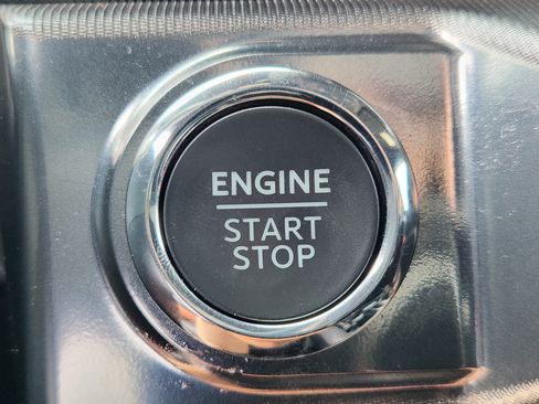 Used 2025 Ford F150 Lariat w/ Equipment Group 501A Mid AWD/4WD image 22