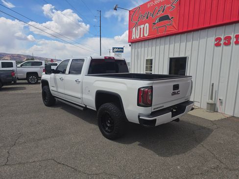 Used 2017 GMC Sierra 1500 Denali w/ Denali Ultimate Package AWD/4WD image 5