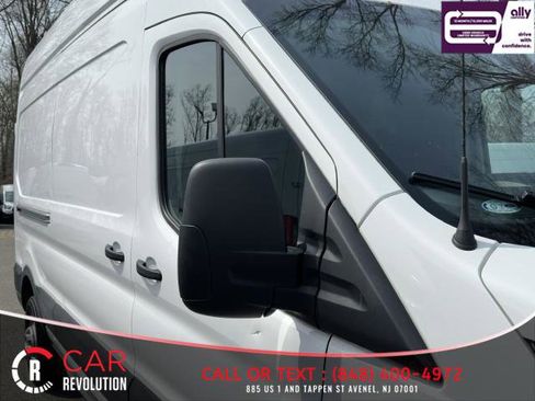 Used 2022 Ford Transit 250 148 High Roof AWD image 48