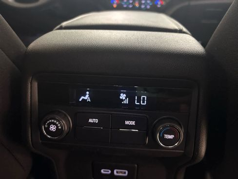 Used 2023 GMC Acadia SLE AWD/4WD image 23