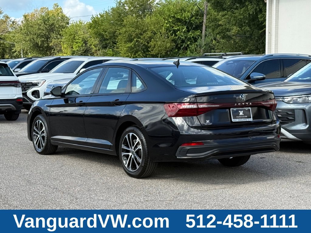 Used 2025 Volkswagen Jetta Sport FWD image 9