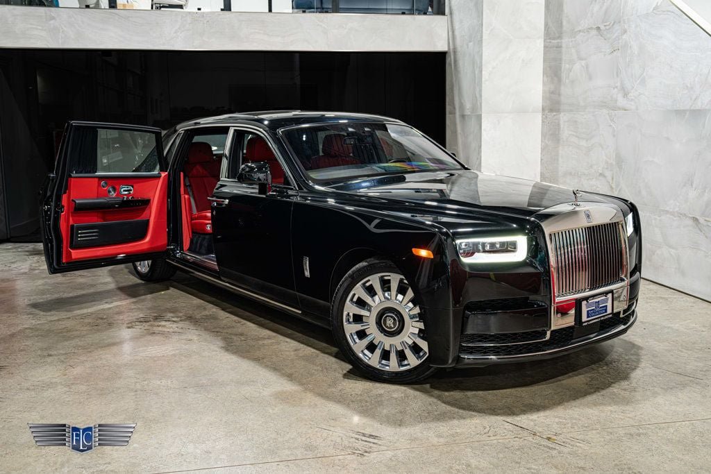 Used 2020 Rolls-Royce Phantom Extended Wheelbase RWD image 1