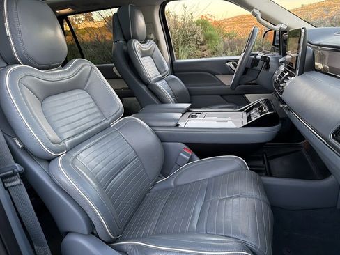 Used 2020 Lincoln Navigator L Black Label image 14