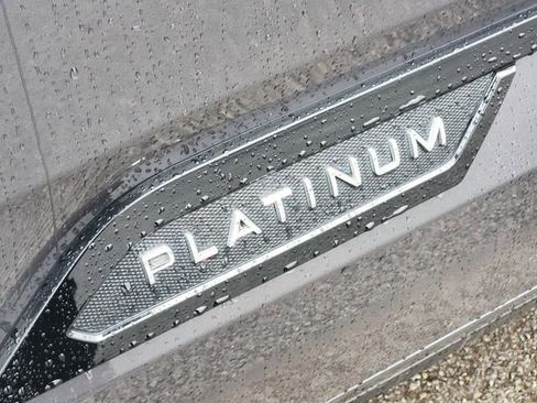 Used 2023 Toyota Tundra Platinum image 6