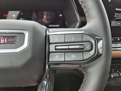 New 2026 GMC Canyon AT4 w/ AT4 Premium Package AWD/4WD image 18