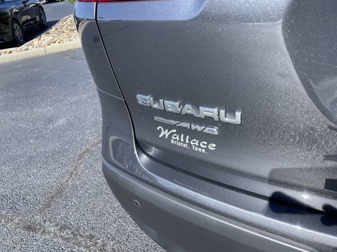 Certified 2025 Subaru Ascent Premium w/ Popular Package #2 AWD/4WD image 7