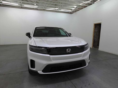 Used 2024 Honda Prologue EX image 3
