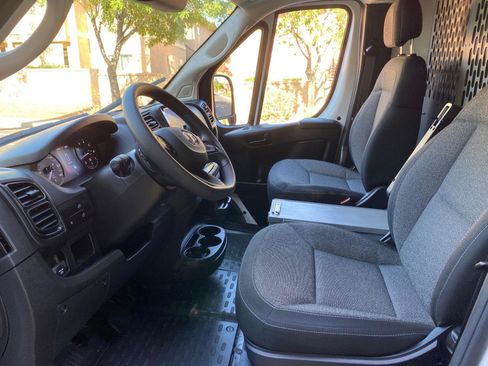 Used 2024 RAM ProMaster 1500 w/ Convenience Group FWD image 30