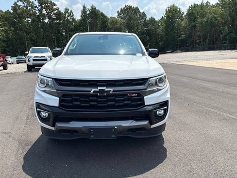 Used 2021 Chevrolet Colorado Z71 w/ Safety Package AWD/4WD image 2