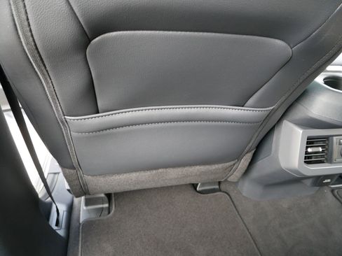 New 2026 Ford F350 Lariat w/ FX4 Off-Road Package image 37