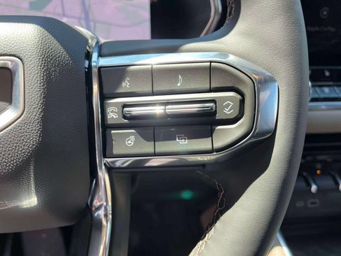 New 2026 GMC Canyon Denali AWD/4WD image 25