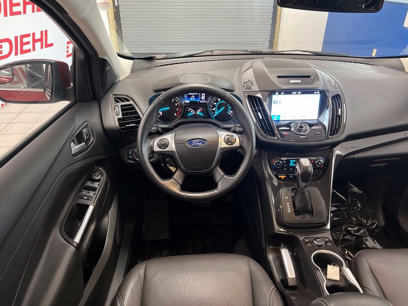 Used 2016 Ford Escape Titanium AWD/4WD image 33