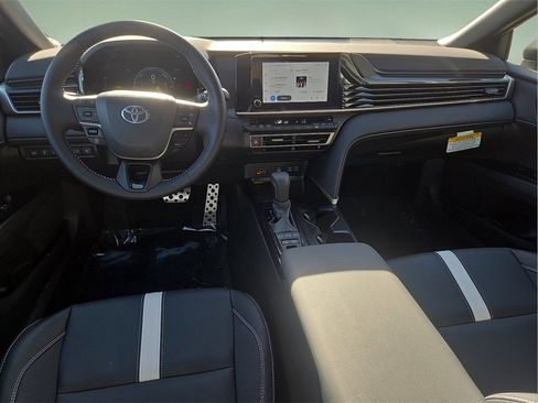 Certified 2025 Toyota Camry SE image 15
