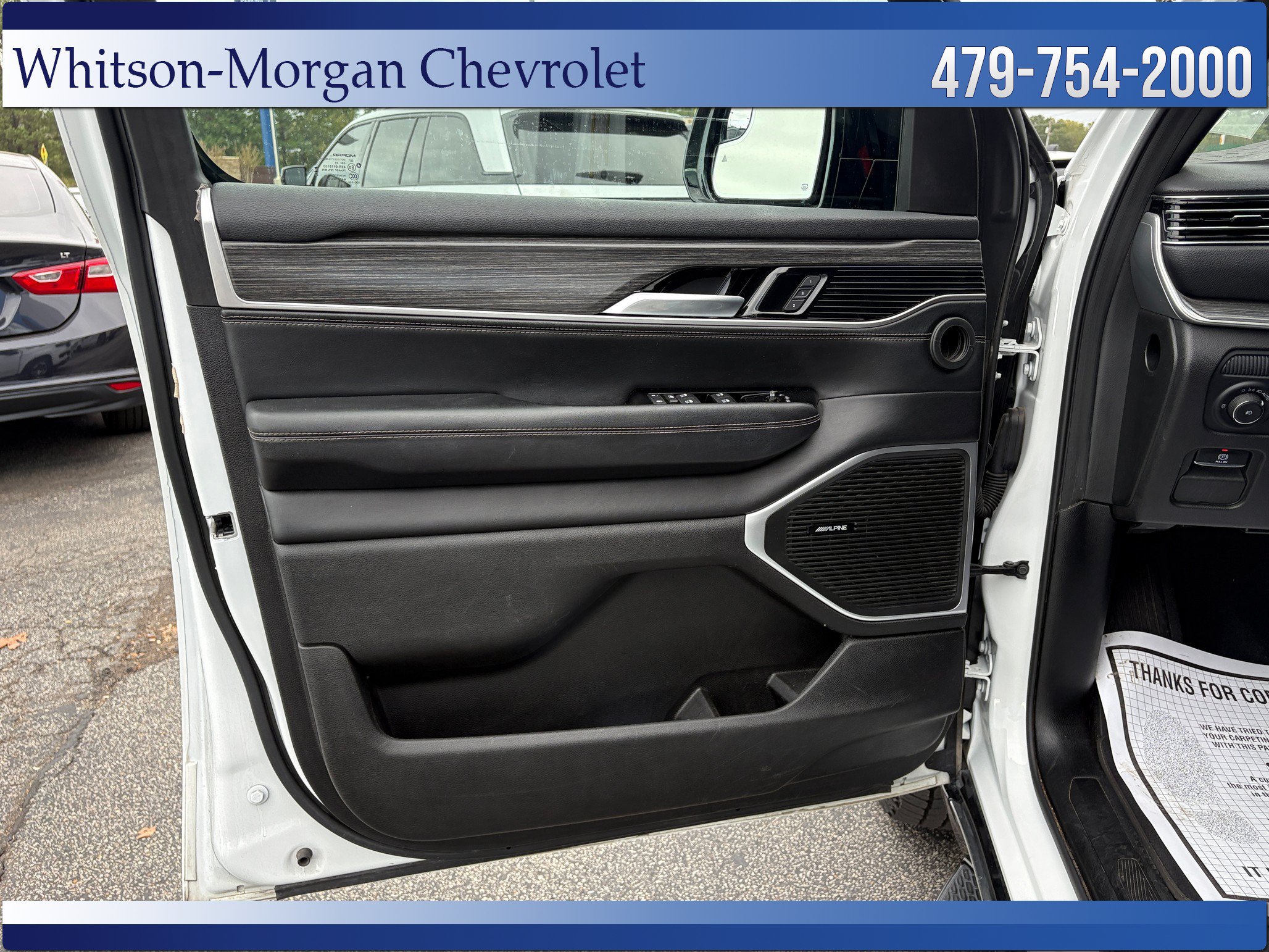 Used 2024 Jeep Wagoneer Series II w/ Flexible Seating Group RWD image 11