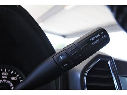 Used 2015 Ford F150 XLT w/ Equipment Group 302A Luxury AWD/4WD image 17