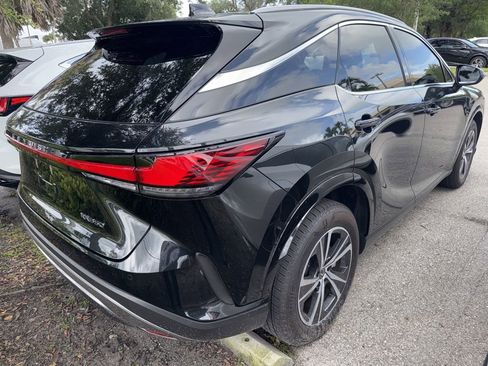 Used 2025 Lexus RX 350 Premium w/ Accessory Package (Z1) FWD image 4