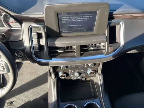 Used 2024 Chevrolet Tahoe LS AWD/4WD image 24