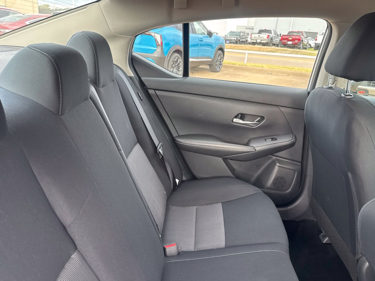 Certified 2023 Nissan Sentra SV FWD image 33