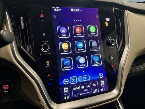 Used 2022 Subaru Outback Limited image 2