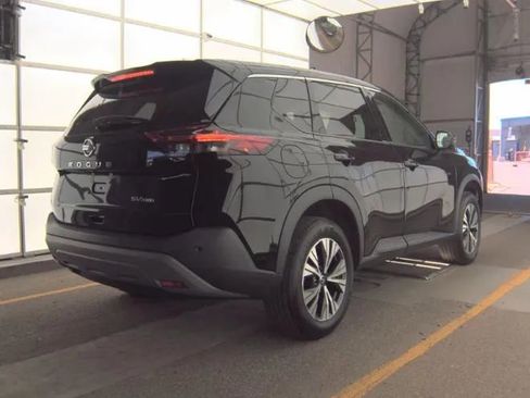 Used 2021 Nissan Rogue SV AWD/4WD image 4
