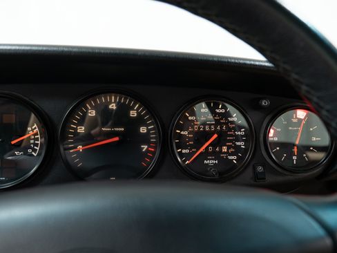 Used 1997 Porsche 911 Carrera RWD image 26