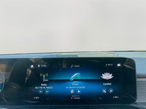 Used 2023 Mercedes-Benz GLB 250 4MATIC image 18