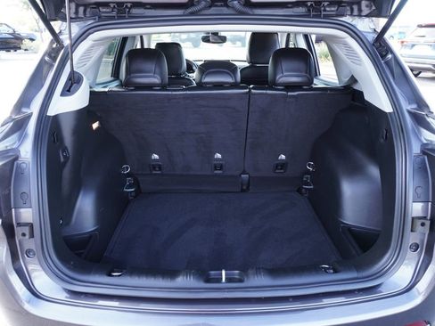 Used 2022 Jeep Compass Limited w/ Elite Group image 8