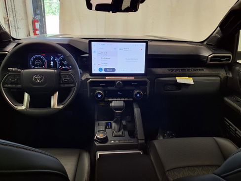 New 2026 Toyota Tacoma Limited AWD/4WD image 11