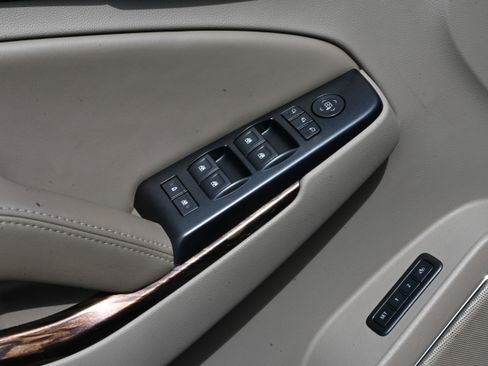 Used 2015 GMC Yukon SLT w/ Open Road Package image 28