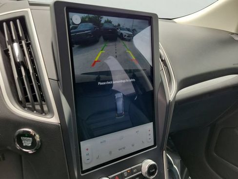 Used 2024 Ford Edge SEL AWD/4WD image 29