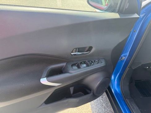 Used 2023 Nissan Kicks SV FWD image 17
