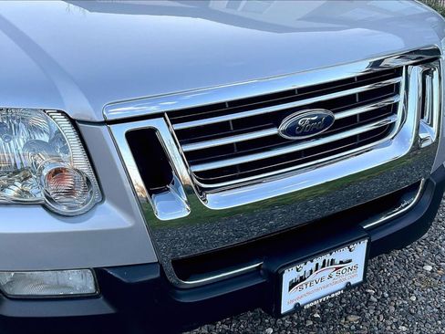 Used 2009 Ford Explorer Sport Trac XLT image 32