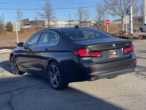 Certified 2023 BMW 530i xDrive w/ Premium Package image 5