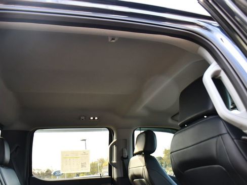 Used 2022 Ford F150 Lariat w/ Equipment Group 502A High AWD/4WD image 17