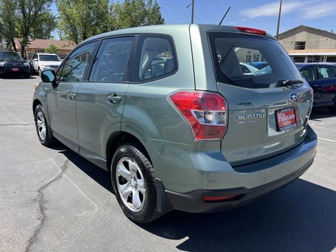 Used 2014 Subaru Forester 2.5i AWD/4WD image 6