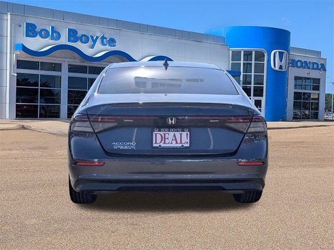 Certified 2024 Honda Accord EX image 4