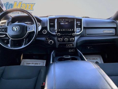 Used 2022 RAM 1500 Big Horn AWD/4WD image 12