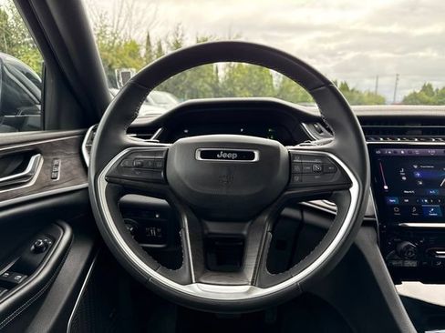 Used 2024 Jeep Grand Cherokee Limited 4xe AWD/4WD image 20
