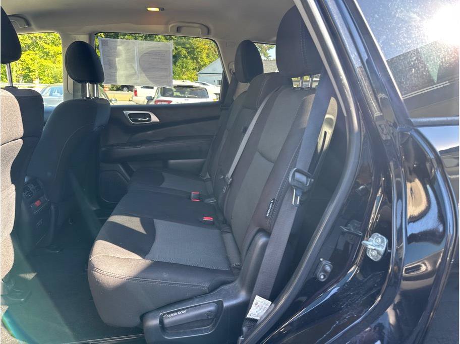 Used 2020 Nissan Pathfinder S FWD image 10