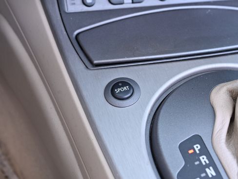 Used 2004 BMW Z4 3.0i RWD image 14