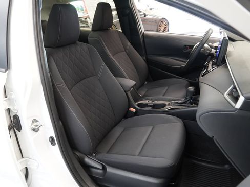 Used 2024 Toyota Corolla LE FWD image 22