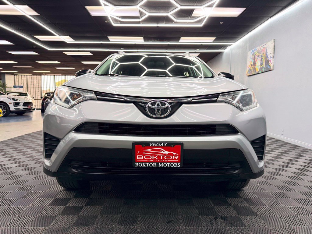 Used 2016 Toyota RAV4 LE FWD image 3