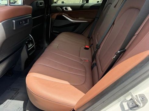 Used 2021 BMW X5 sDrive40i w/ Premium Package RWD image 31