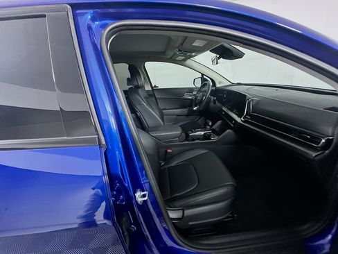 Used 2025 Kia Sportage SX image 31